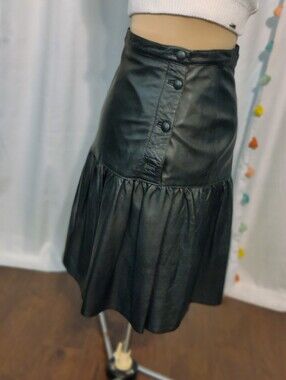 Y2K drop waist Black Leather Mini Skirt  Button Front Tiered Vintage S